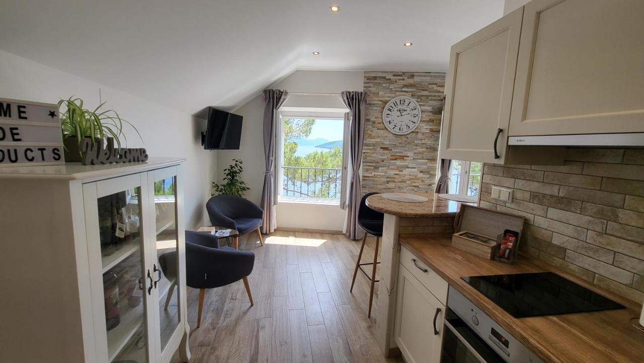 Old Town Sea Front M&m Apartment Korčula
