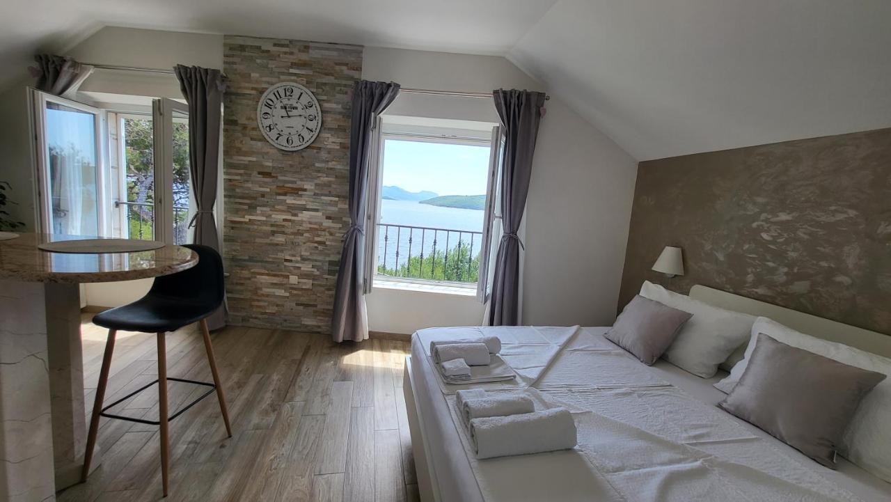 Old Town Sea Front M&m Apartment